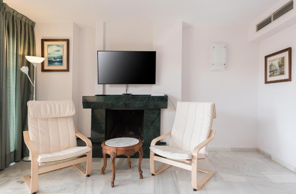 Apartamento En Puerto Marina B32 Benalmádena Eksteriør bilde